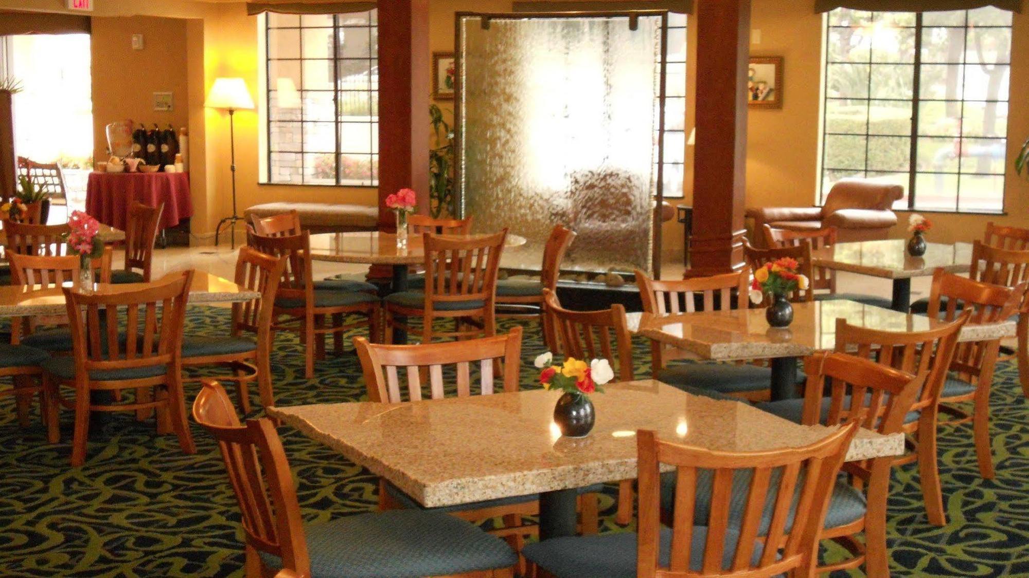 Holiday Inn Express San Diego - Rancho Bernardo, An Ihg Hotel Exteriör bild